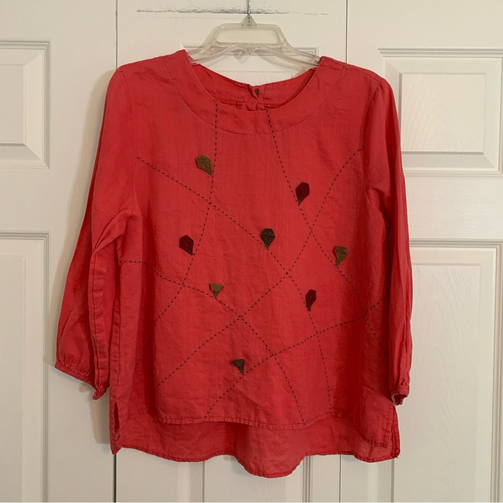 Coral Pink Women's M Blouse Tunic with 3D Fabric Kites and Stitching   M1